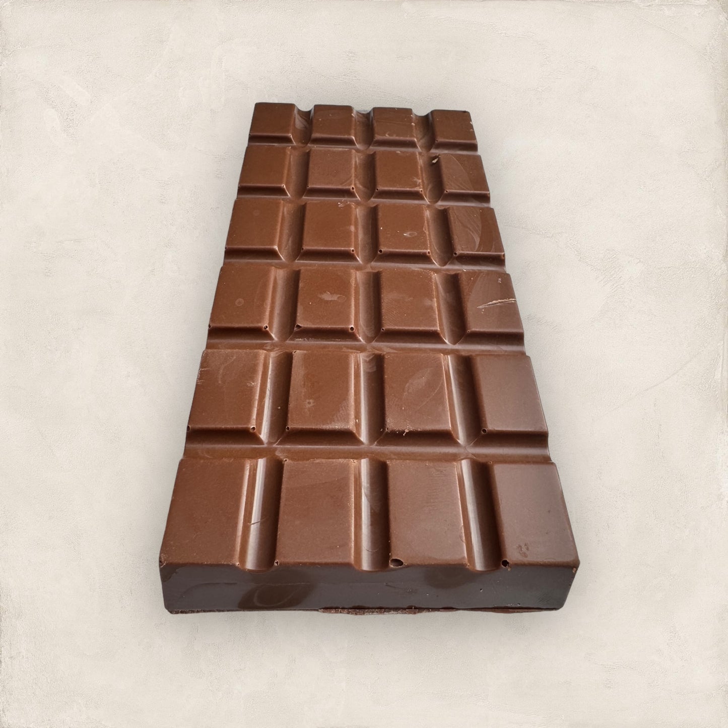 Milk Chocolate Rocky Road Bar (biscoff, mini marshmallows, crispy M&M's, sweet raisins and cranberries) 245g