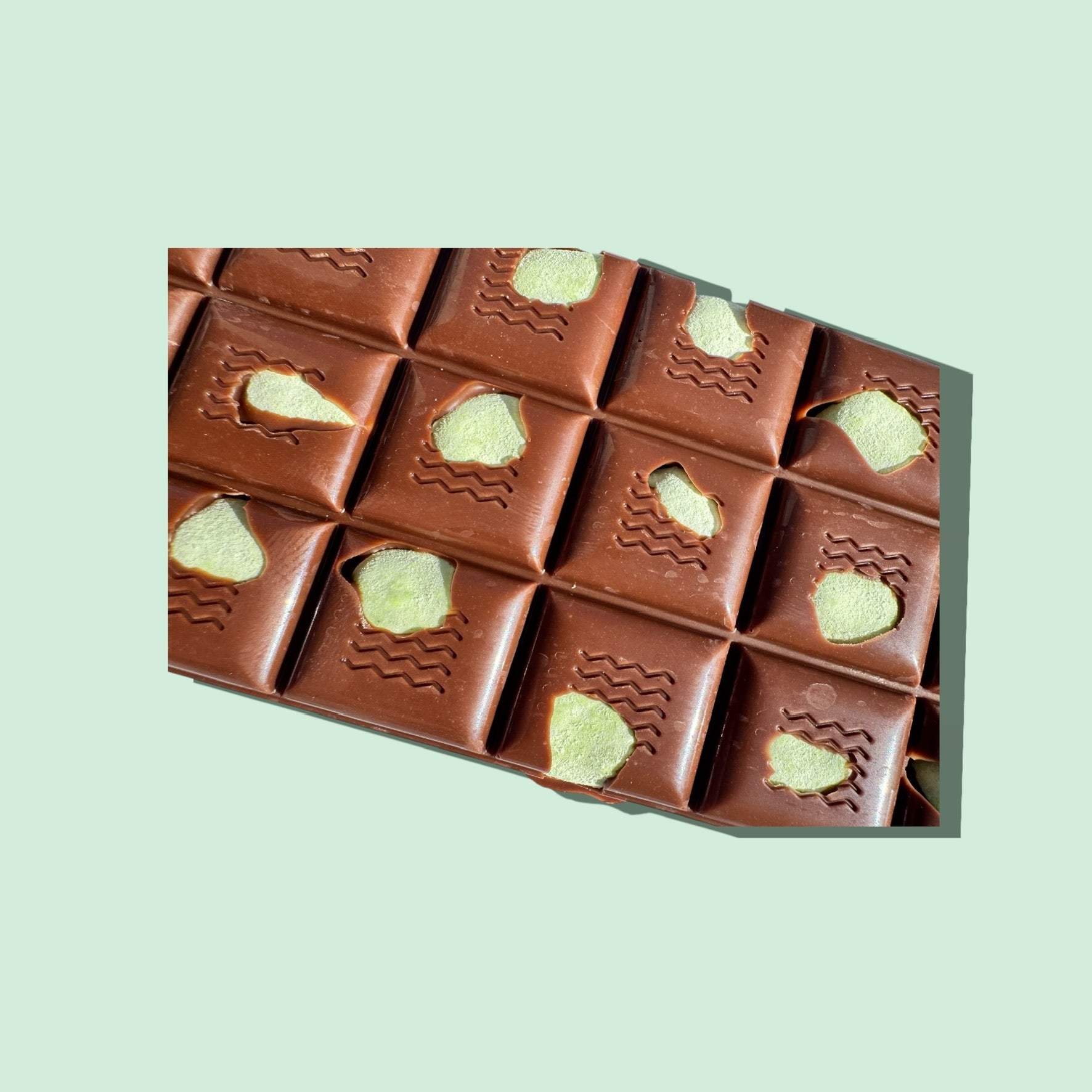 Milk Chocolate with Apple Bon Bon's 157g